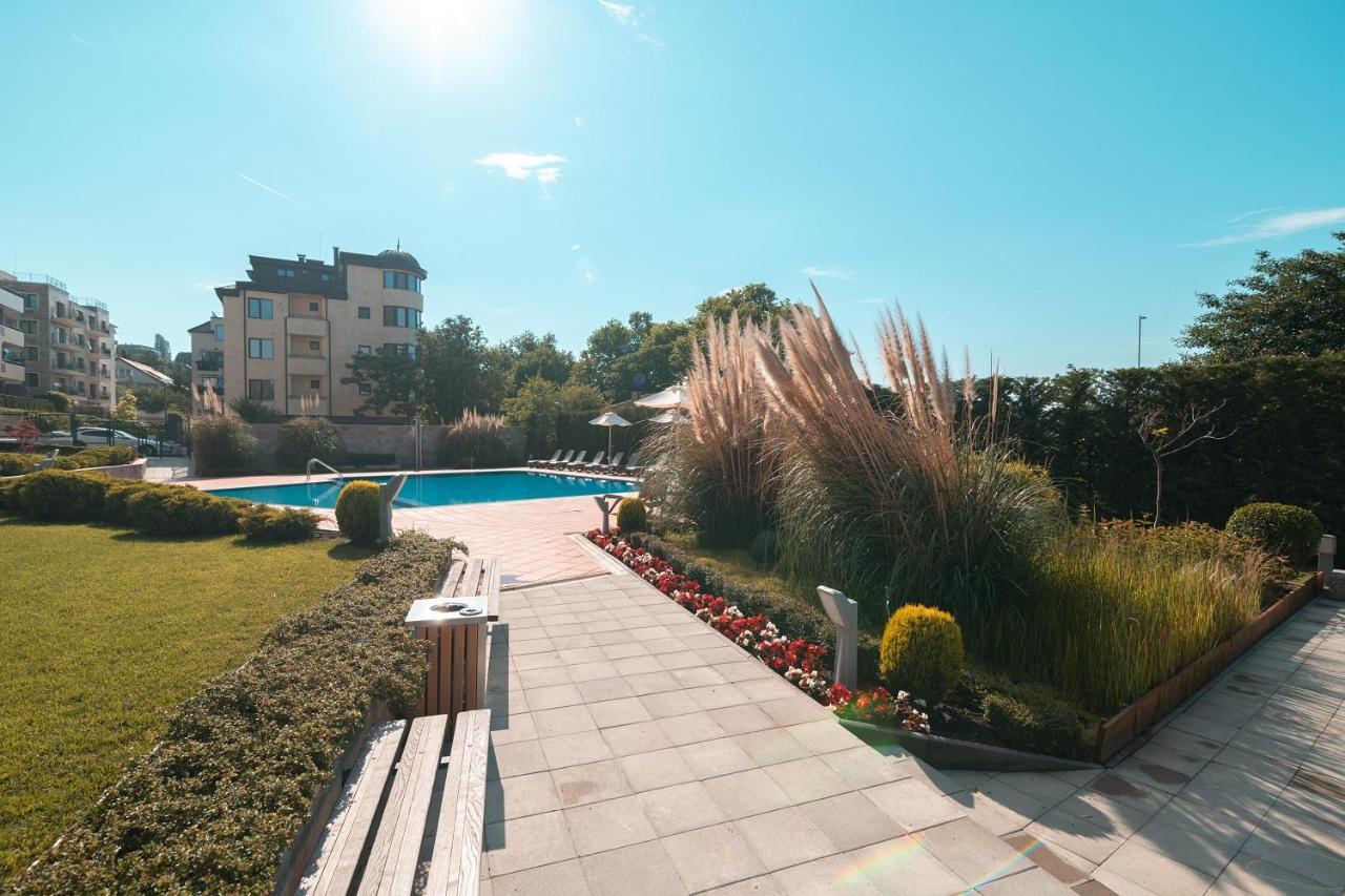 Nobile Apartment - Coral Residence Complex With Parking & Pool Varna Exterior foto